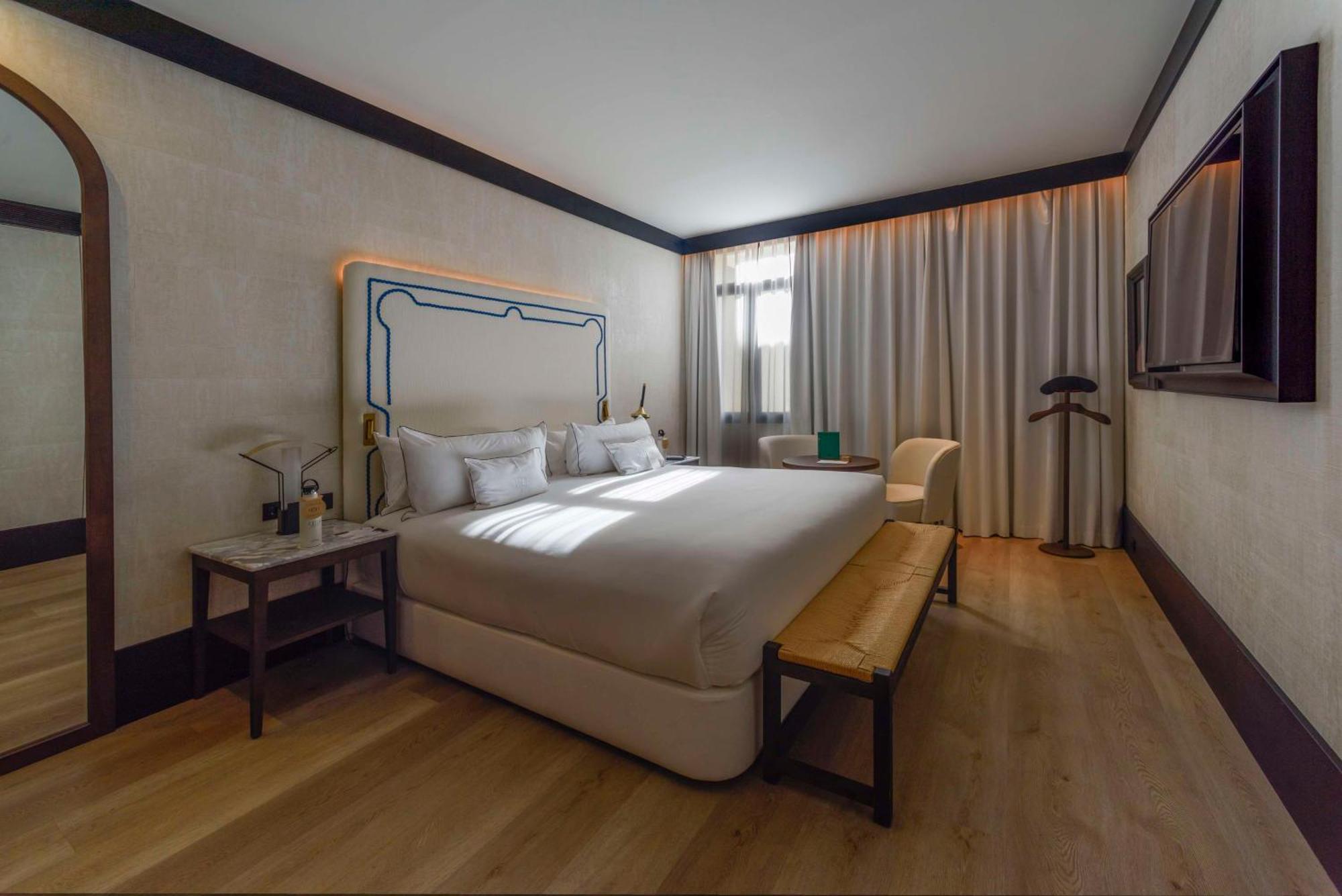 Hotel Montera Madrid, Curio Collection By Hilton المظهر الخارجي الصورة