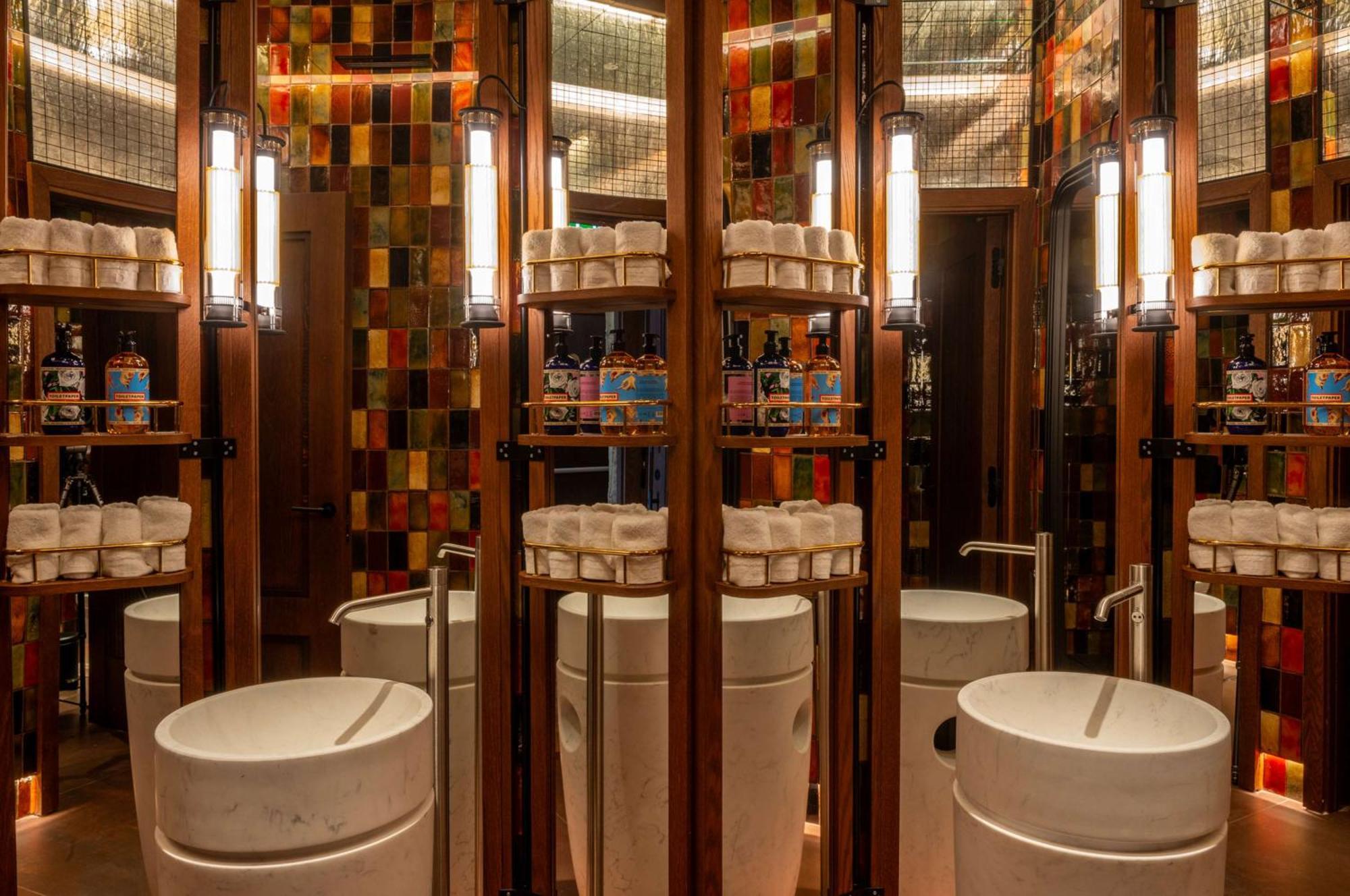 Hotel Montera Madrid, Curio Collection By Hilton المظهر الخارجي الصورة